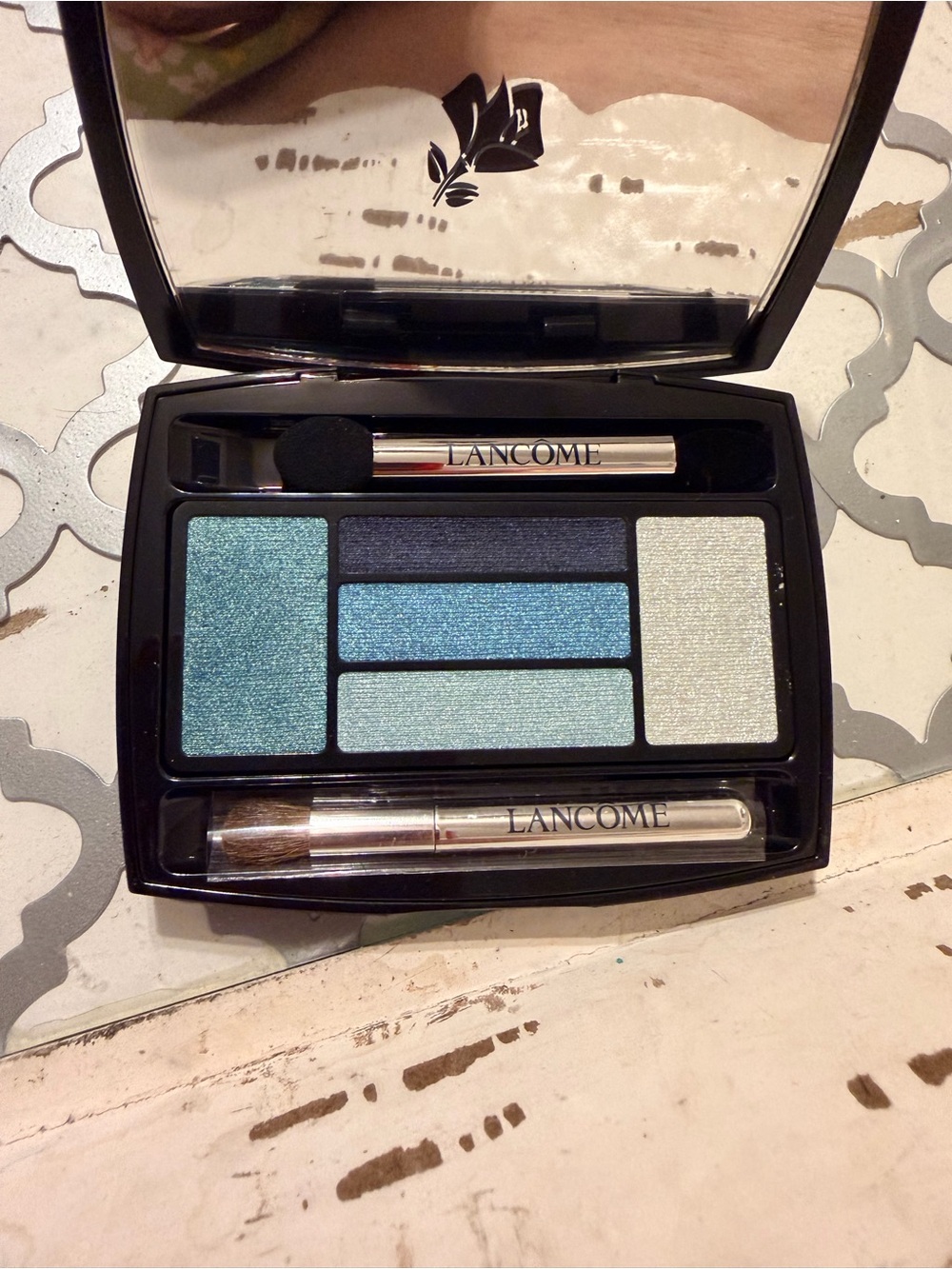 Blue & Teal Eyeshadow Palette Lancôme